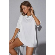 Yakamel Kadın Oversize Kısa Kollu T-Shirt
