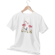Qoeuyl Boutique Flamingo Bahçesi Baskılı Beyaz Kadın T-Shirt