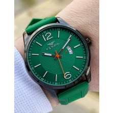 Ferro Takvimli Aktif Yeşil Renk Slikon Kordon 30 mt Su Geçirmez Erkek Kol Saat EF11316-