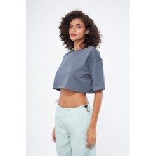 Mesfeno Kadın Basic Oversize Fit,  %100 Pamuk Bisiklet Yaka Kalın Kumaş Crop T-Shirt