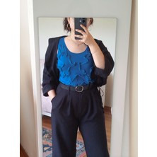 Butik Swordlion Bayan Kolsuz Tül Nakış Detaylı  Yuvarlak Yakalı  Bluz