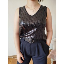 Butik Swordlion Kosuz V  Yakalı  Pulpaletli Bluz