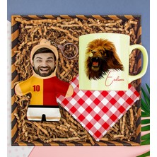 Ejoya Kişiye Özel Kupa & Bardak Altlığı & Fotoğraflı Peluş Anahtarlık Hediye Kutusu 112838