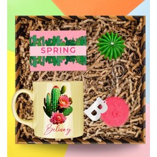 Ejoya Kişiye Özel Tasarım Kupa & Ponpon Anahtarlık & Kaktüs Mum Hediye Kutusu 112943