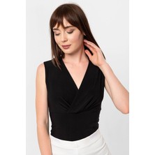 Laranor Kruvaze Yaka Alttan Çıtçıtlı Bluz&Body 38 - Siyah