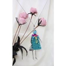MiniQ's Bijuteri Yeşil Simli Elbiseli Handmade Bebek Kolye