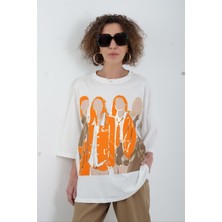 Zelish My Sister Ekru Dört Kız Baskılı Oversize Tshirt