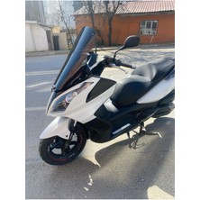 Motoros Kymco Downtown 200 300 Ön Cam 2010 2015 Modellere Uyar 67CM  Siyah Renk  4mm Orjinal Boy