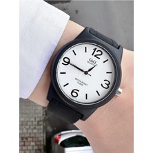 Q&Q  kadın Su Geçirmez Plastik Kordon Kol Saati