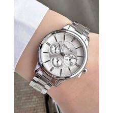 Ferrucci Kadın Gümüş Taşlı Çizgili Kadran Göstergeli Metal Kordon Kol Saati