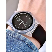 Q&Q  kadın Su Geçirmez Plastik Kordon Kol Saati