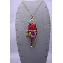 MiniQ's Bijuteri Pembe Payetli Elbiseli Handmade Bebek Kolye