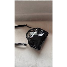 Boutiquehaki Fam Mini Bag