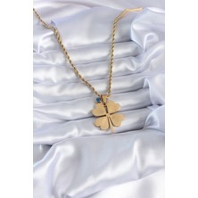 Şan's Boutique 316L Çelik Gold Renk Burgu Model Işlemeli Yonca Figür Nazar Boncuk Detay Kadın Kolye