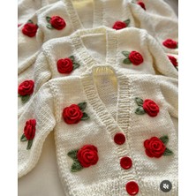 Şifa Atelier El Örgüsü Kırmızı Güllü Bebek Hırka
