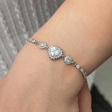 Stil Love Gümüş Kalpli Su Yolu Kadın Bileklik
