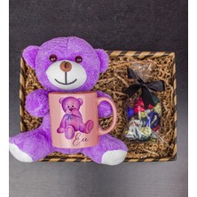 Ejoya Kişiye Özel Kupa & Çikolatalar & Mor Peluş Ayı Hediye Kutusu 111744