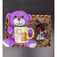 Ejoya Kişiye Özel Kupa & Çikolatalar & Mor Peluş Ayı Hediye Kutusu 111745