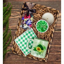 Ejoya Kişiye Özel Kupa ve Altlığı & Mum & Çikolatalar Hediye Kutusu 111763