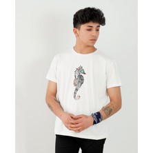 Boydimood Deniz Atı Baskılı Oversize Erkek Beyaz Tişört