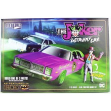 Mpc 890 1/25 Batman The Joker Getaway Car Dodge Monaco W/joker Figure, Demonte Plastik Araba Maketi