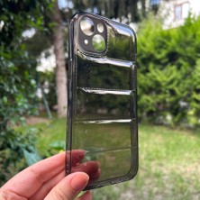 Bumudur Aksesuar iPhone 14 Plus Siyah Şeffaf Dalgalı Silikon kılıf