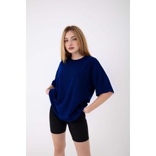 Yakamel Kadın Bol Kesim Yazlık Penye T-Shirt Comfort