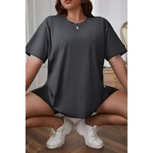 Yakamel Kadın Kısa Kollu Bol Kesim Nefes Alan T-Shirt