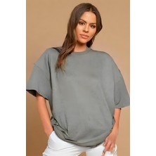 Yakamel Kadın Oversize Kısa Kollu Penye T-Shirt