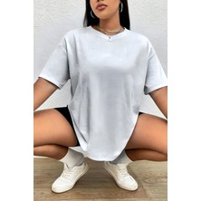 Yakamel Kadın Kısa Kollu Bol Kesim Nefes Alan T-Shirt