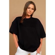 Yakamel Kadın Oversize Kısa Kollu Penye T-Shirt