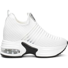 Guja 25Y300-8 Kadın Gizli Dolgulu  Yüksek Air Taban Premium Sneaker Spor Ayakkabı