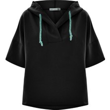 Muni Muni  Kısa Kollu Kapüşonlu Düz Renk Kordon Detaylı Cepli Dokuma Sweatshirt-Siyah