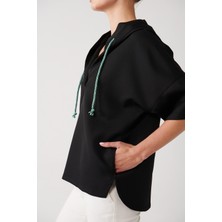 Muni Muni  Kısa Kollu Kapüşonlu Düz Renk Kordon Detaylı Cepli Dokuma Sweatshirt-Siyah