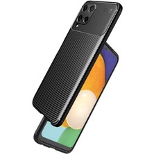 Canpay Samsung Galaxy M32 Uyumlu Kılıf Karbon Armor Serisi, Ultra Dayanıklı ve Esnek Slim Fit Karbon Görünümlü Silikon