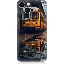 Teknomeg Apple Iphone 13 Uyumlu Eski  Metro Istasyonu ve Tren Desenli Silikon Kılıf