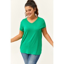 Ebsumu Kadın Büyük Beden V Yaka Basic Kısa Kollu Yeşil T-Shirt