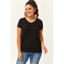 Ebsumu Kadın Büyük Beden V Yaka Basic Kısa Kollu Siyah T-Shirt