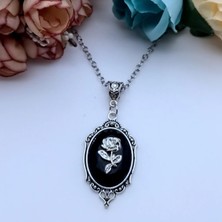 Herşey Nota Gotik Victorian Gül Detay Tablo Kolye 1 Adet Siyah Kolye