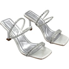 Prego (Park Moda) Taş Biye Detaylı Topuklu Kadın Terlik Gumüş