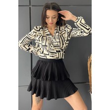 Julude Krem Kruvaze Yaka Kolyeli Desenli Bluz P-00010094