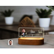 Bk Gift Kişiye Özel Isimli Erkek Patron Karikatürlü LED Işıklı Akrilik Masa Isimliği-5, Ofis Dekoru, Mesleki Hediye, Ofis Hediyeleri