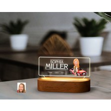 Bk Gift Kişiye Özel Isimli Patron Karikatürlü LED Işıklı Akrilik Masa Isimliği-2, Ofis Dekoru, Mesleki Hediye, Ofis Hediyeleri