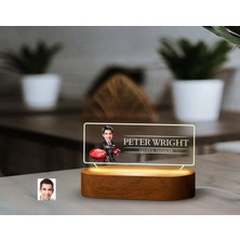 Bk Gift Kişiye Özel Isimli Erkek Patron Karikatürlü LED Işıklı Akrilik Masa Isimliği-3, Ofis Dekoru, Mesleki Hediye, Ofis Hediyeleri