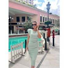 Giyimmasalı Penye Kumaş Omuz Detaylı Büzgülü Kalem Elbise - Yeşil