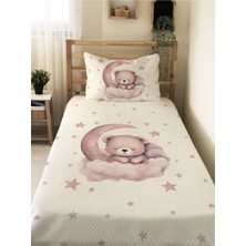 Evmila Ayda Yatan Ayı Desenli, Baskılı Tek Kişilik ve Çocuk Pike Takımı