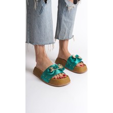 Mevese DILA Kalın ve Ortopedik Taban Ayıcıklı Saten Kadın Terlik KT Yeşil