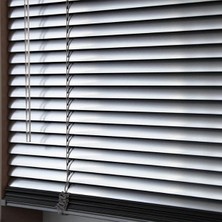 Özel Jaluzi Açık Gri 25 Mm Metal  Jaluzi