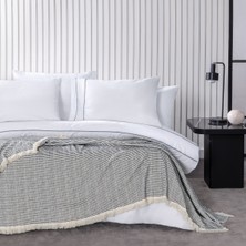 Yataş Floel Battal Boy Krep Nervürlü Gri Şeritli Nevresim Takımı - Beyaz