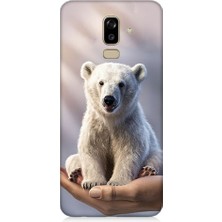 Teknomeg Samsung Galaxy J8 Uyumlu Sevimli Kutup Ayısı  Desenli Silikon Kılıf